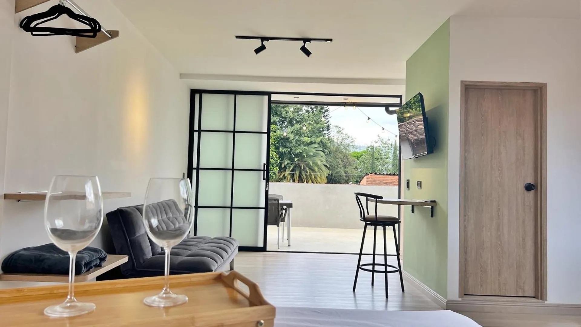Apartamento Loft Con Magnifica Terraza Ubicacion Centrica Sabaneta